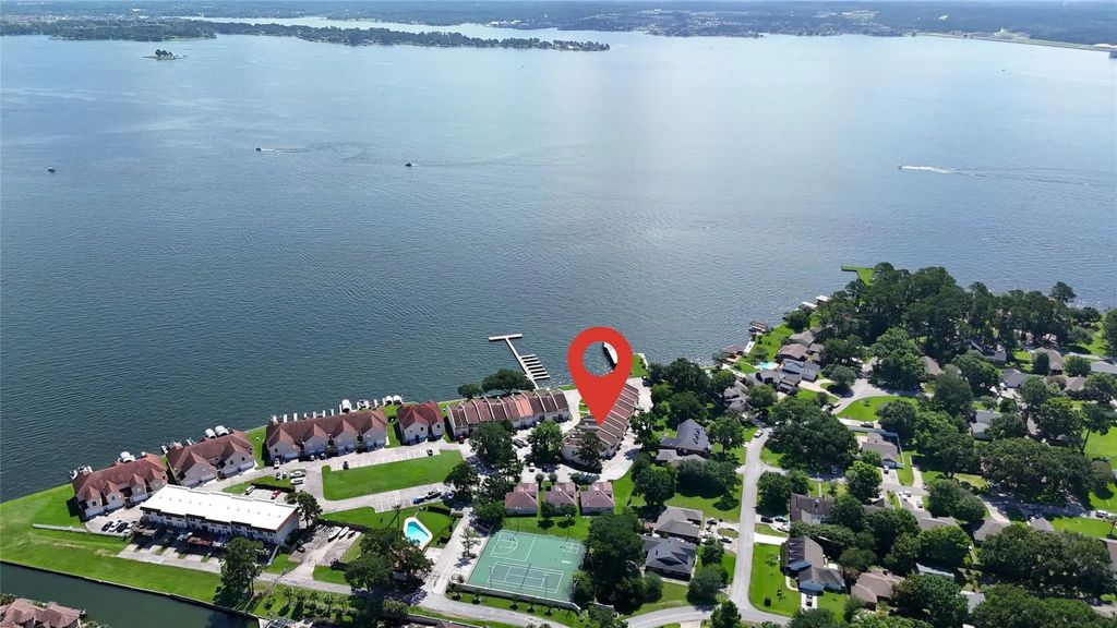 38 Regency Point, Conroe