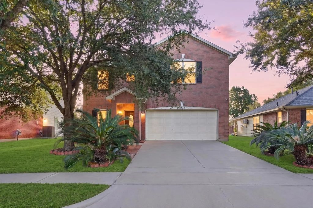 9002 Durham Manor Lane, Houston
