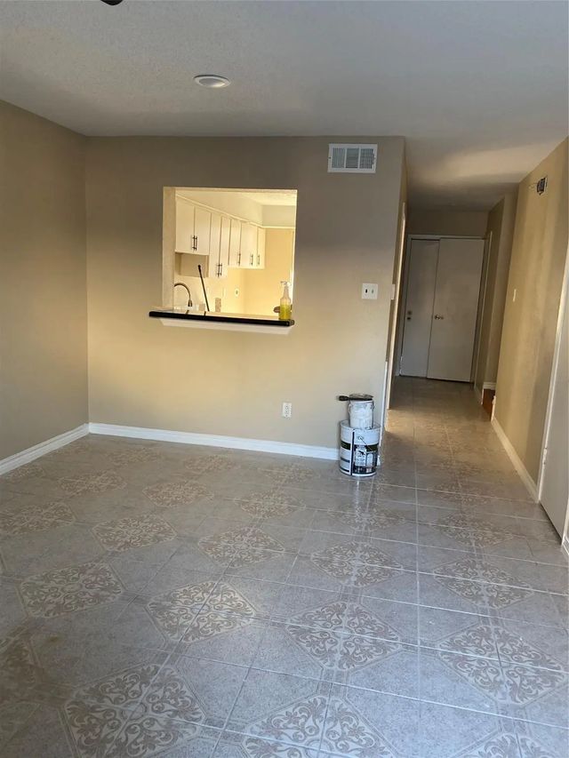 7952 Grove Ridge Drive, Houston