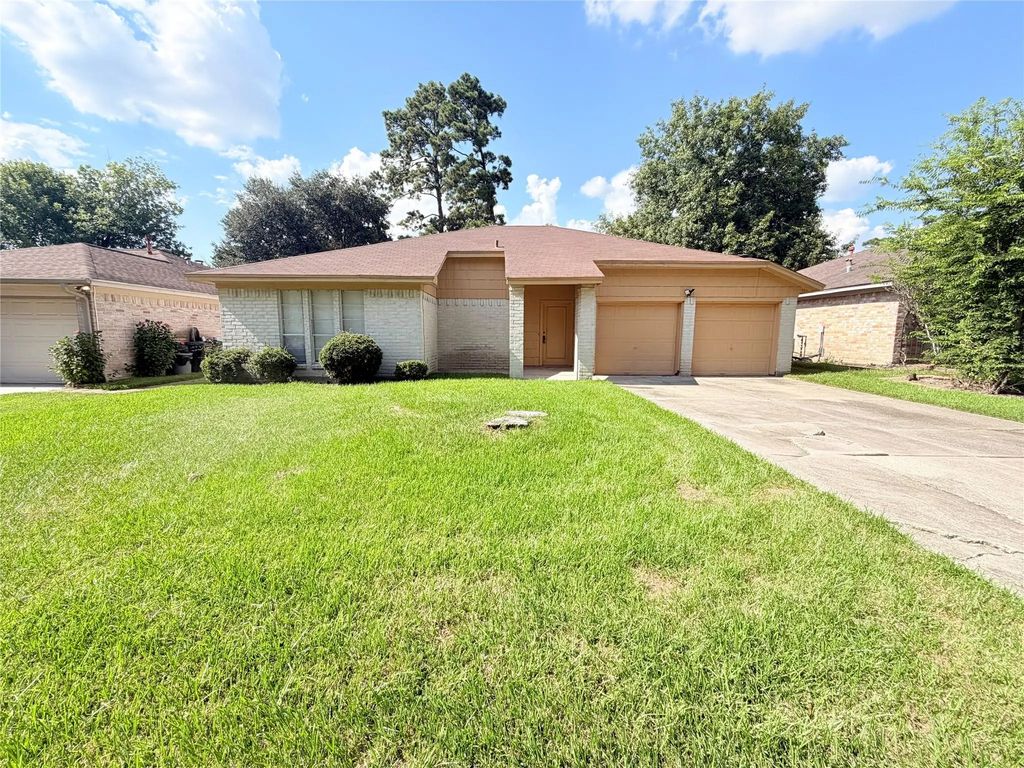 2015 Trailing Vine Road, Spring