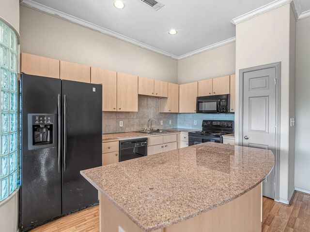 1441 East Street 315, Houston