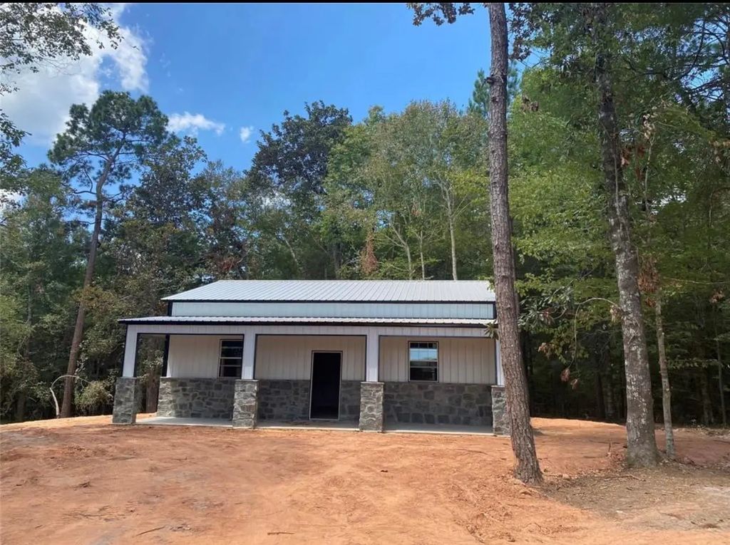 503 S Green Valley, Woodville