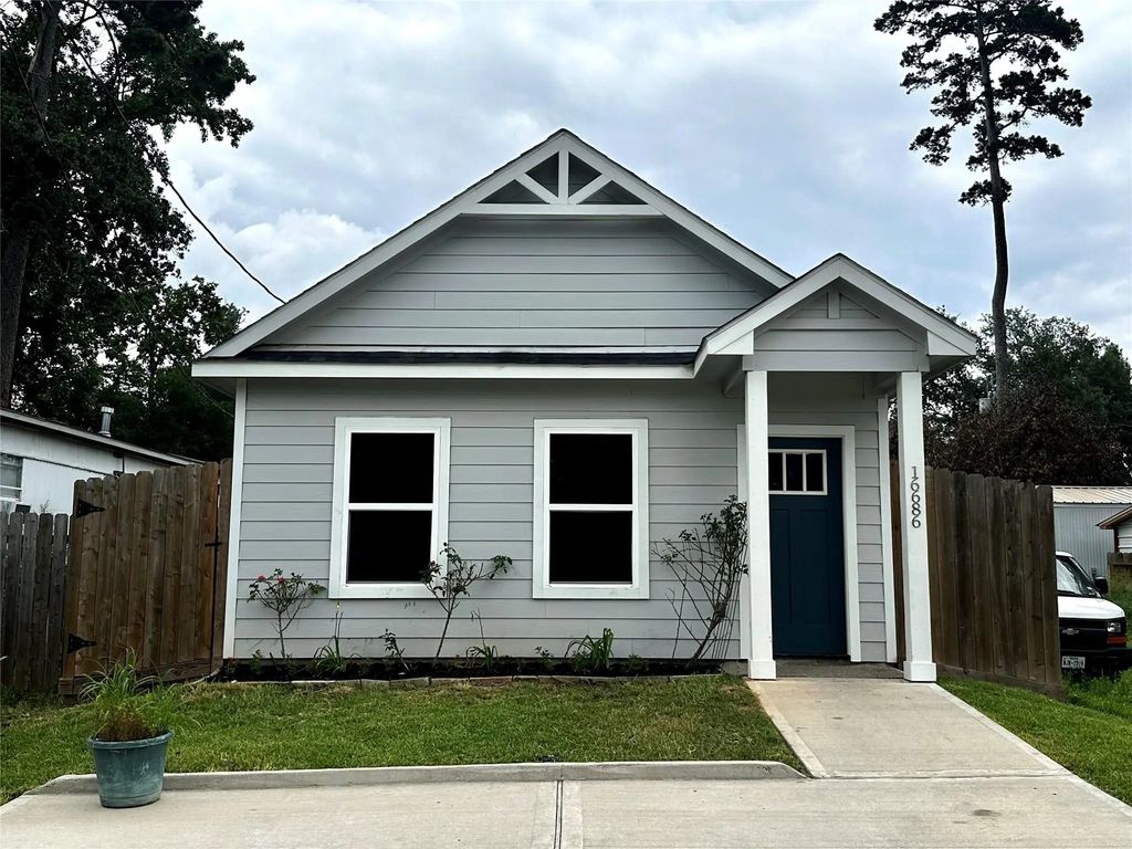 16686 E Lynbrook, Montgomery