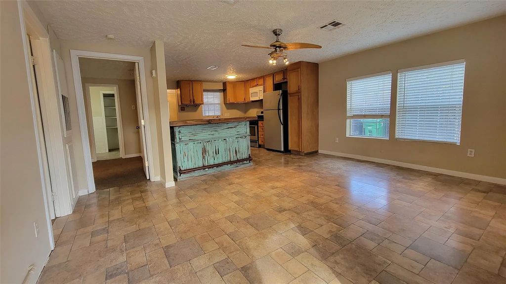 4415 Mckinney Street, Houston
