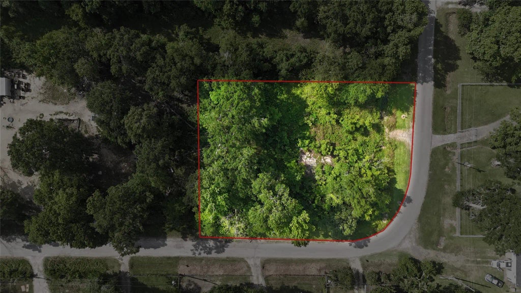 1774 County Road 1333, Liberty