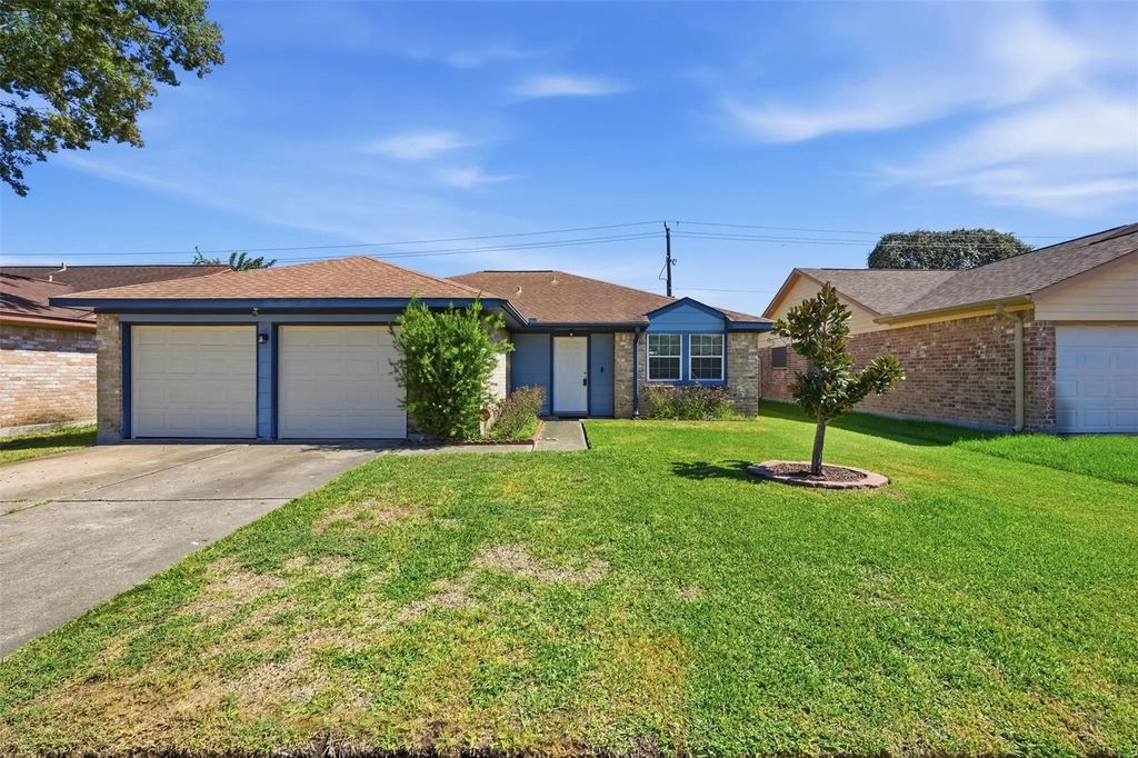 1330 Hitchin Lane, Channelview