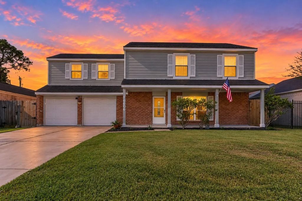 16606 Oxnard Lane, Friendswood