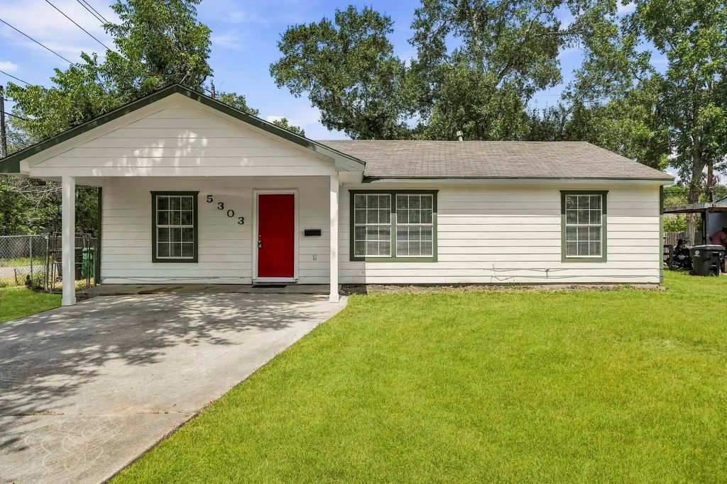 5303 Ridgeway Drive, Houston