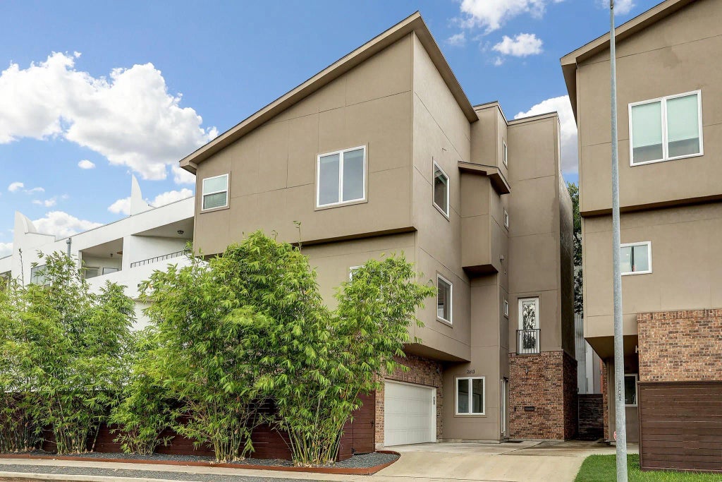 2613 Waugh Drive, Houston