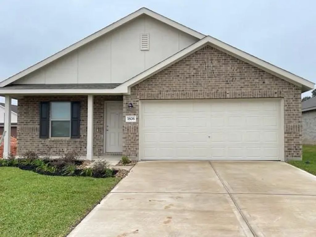 1806 Champions Drive, Navasota