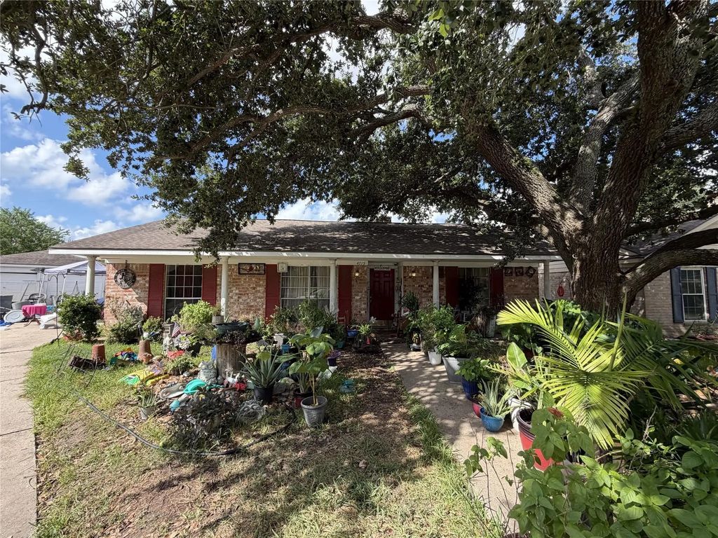 4715 Carbrook Court, Spring