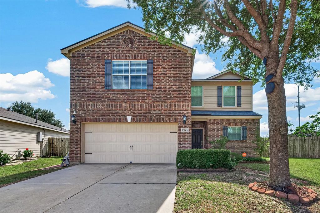 16203 Silver Wing Lane, Hockley