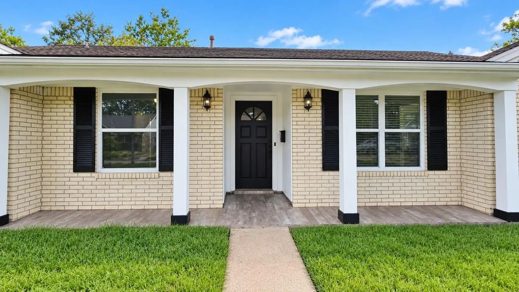 5527 Wigton Drive, Houston