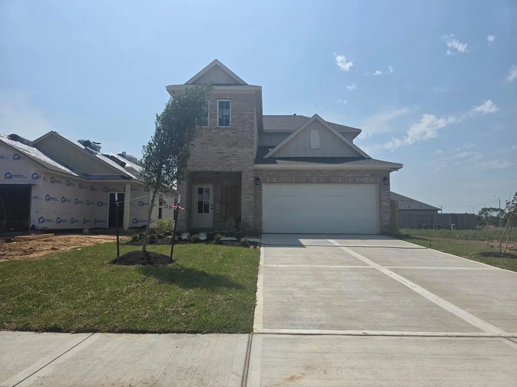 21122 Autumn Heights, Bonney