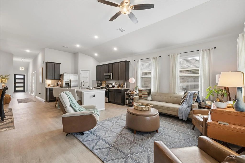 4419 Bay Vista Drive, Baytown