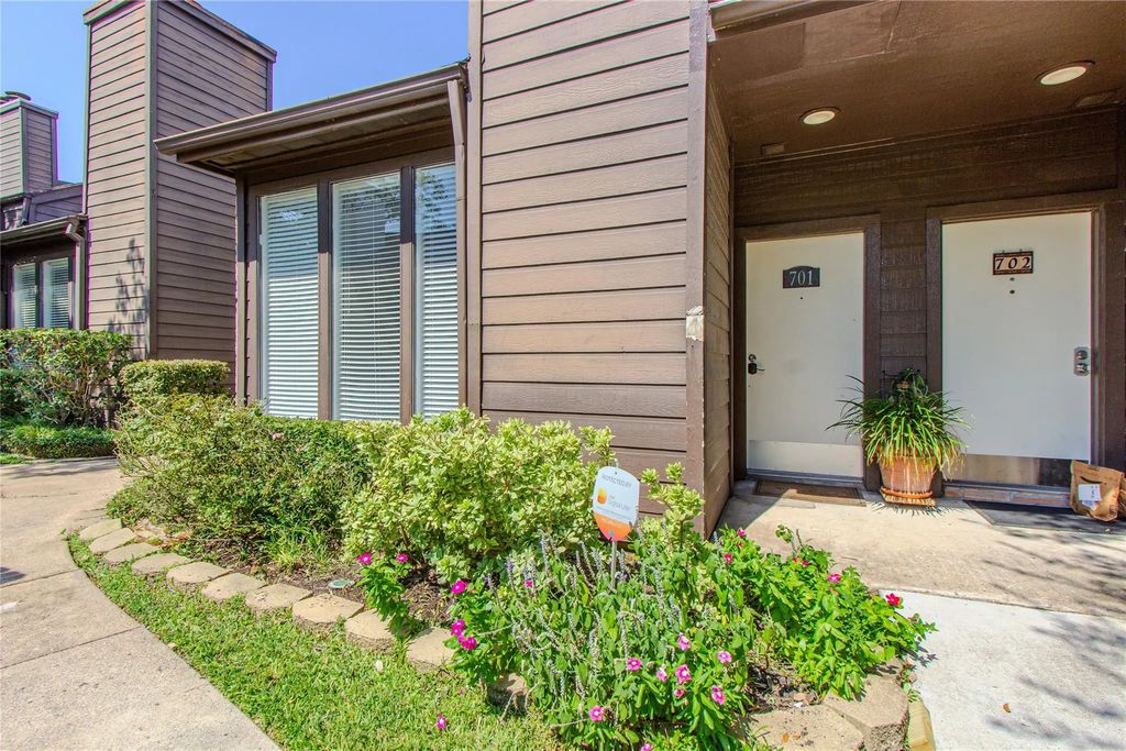 2601 S Braeswood Boulevard 701, Houston