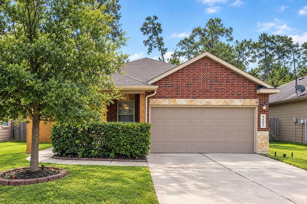 9505 E Woodmark, Conroe