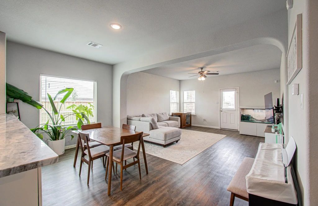 10535 Amador Peak Drive, Rosharon