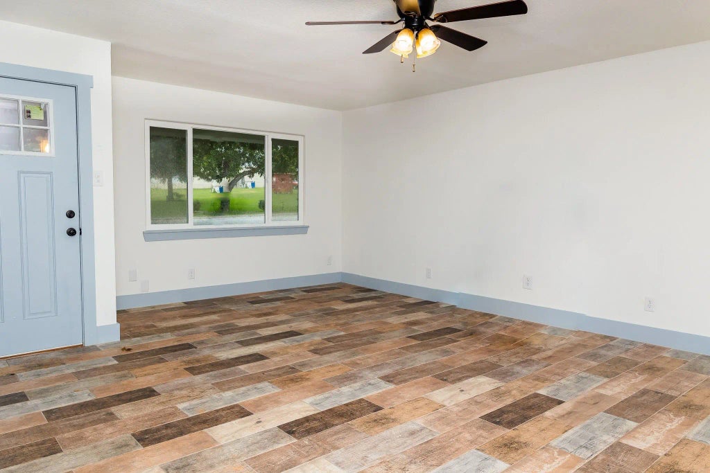 811 Matchett Street A, Brenham