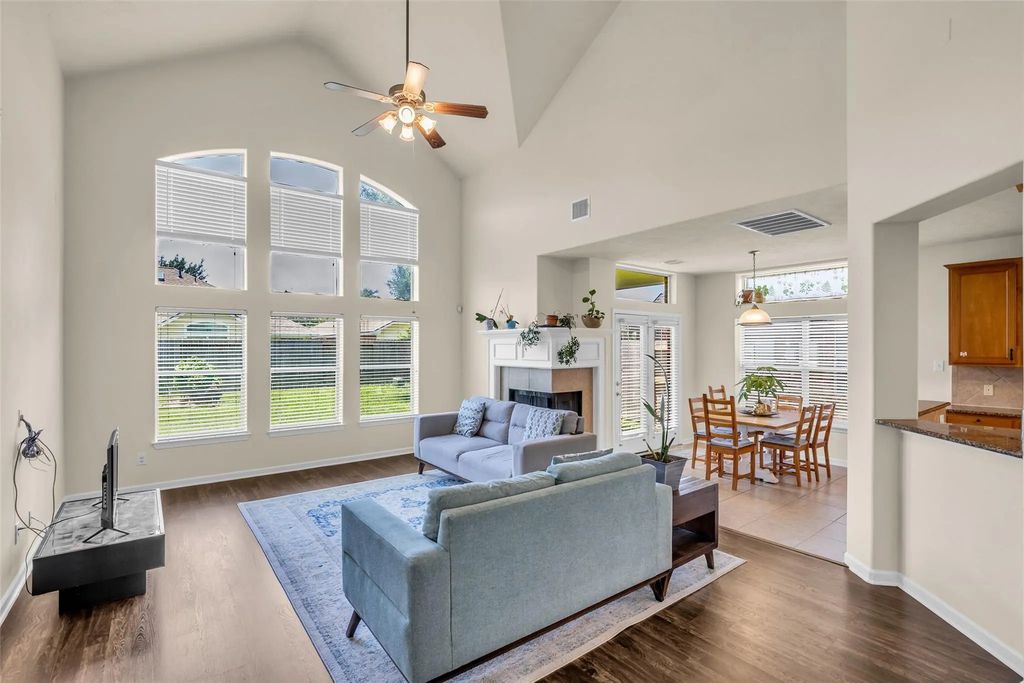 17707 Belwood Park Lane, Cypress