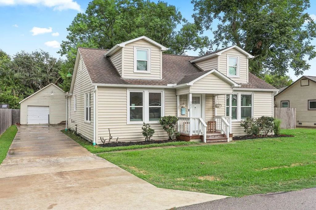 507 S 2nd Street, La Porte