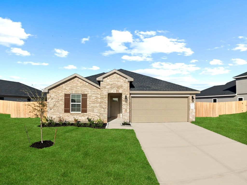 1703 Zander Court, Alvin