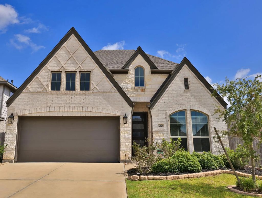 42124 Misterio Hills Road, Magnolia