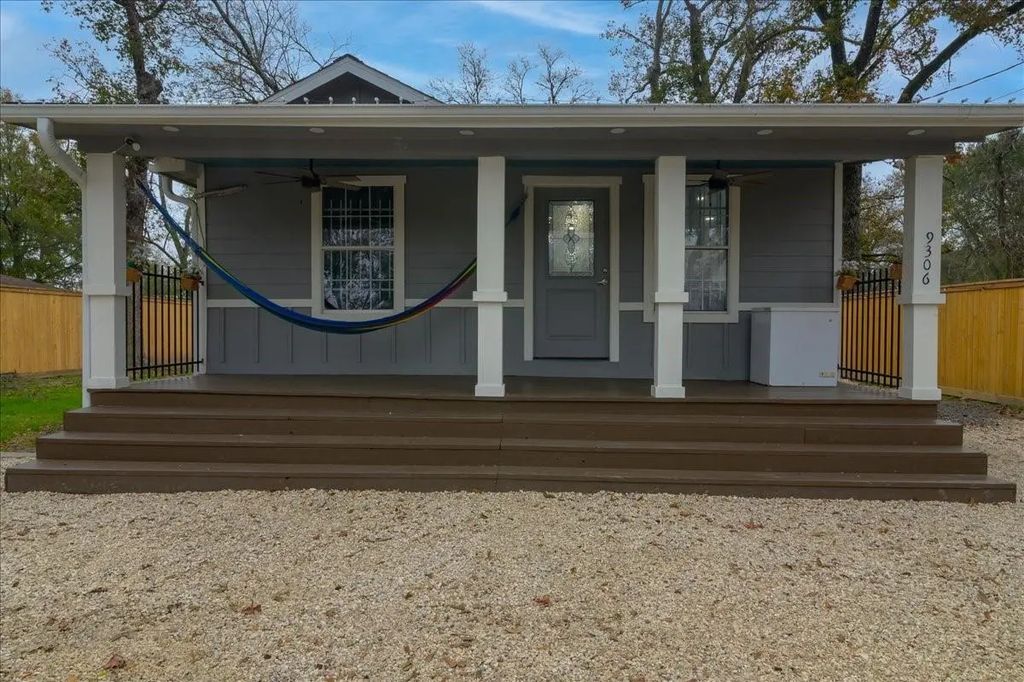 9306 Bertwood Street, Houston