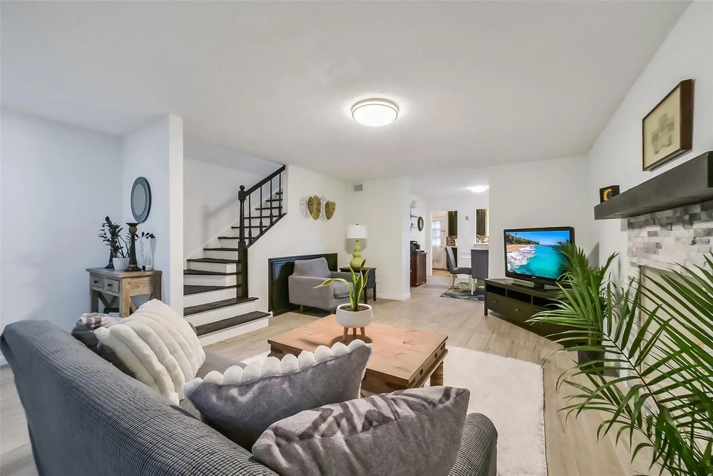 2574 Marilee Lane 1, Houston