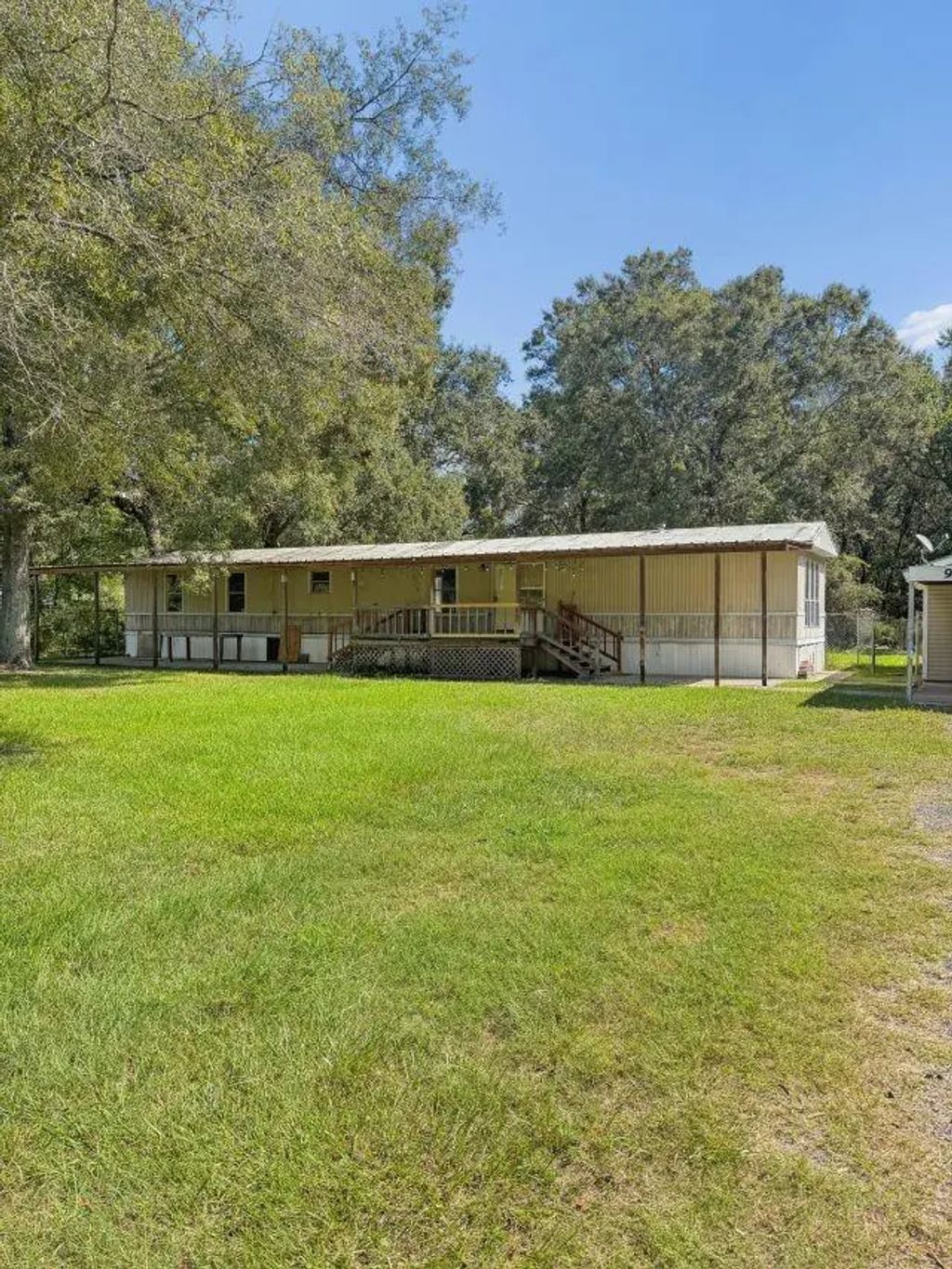 965 Woodland Street, Vidor