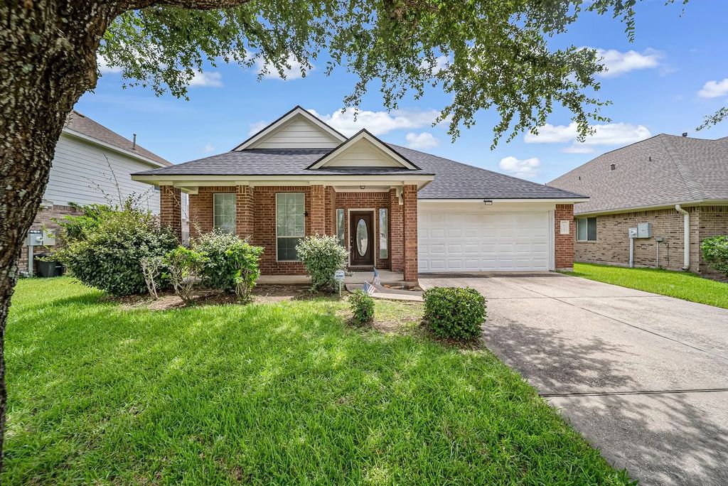 6533 Canyon Mist Lane, Dickinson
