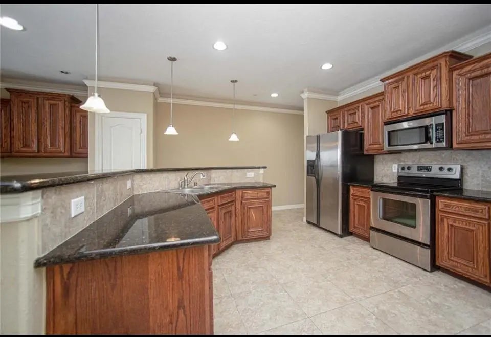 7037 Kingston Cove 217, Conroe