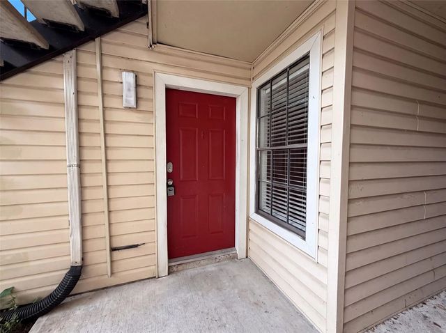 2750 Holly Hall Street 1409, Houston