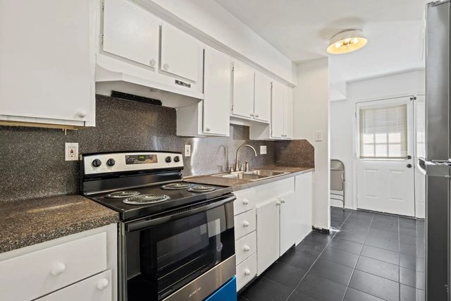 9303 Hammerly Boulevard 1002, Houston