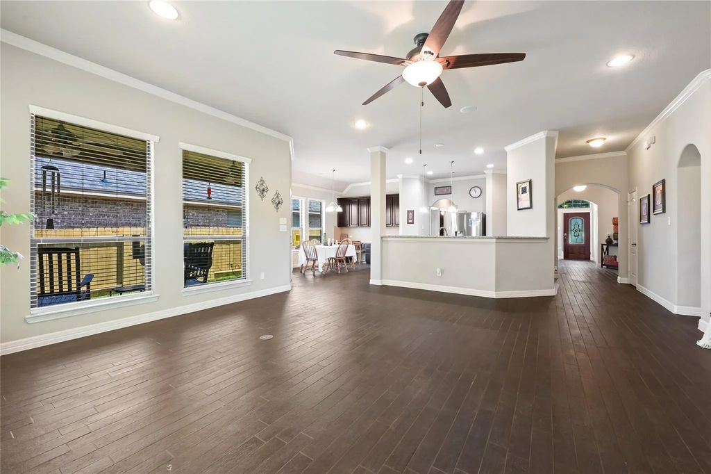 2004 Brabner Way, Conroe