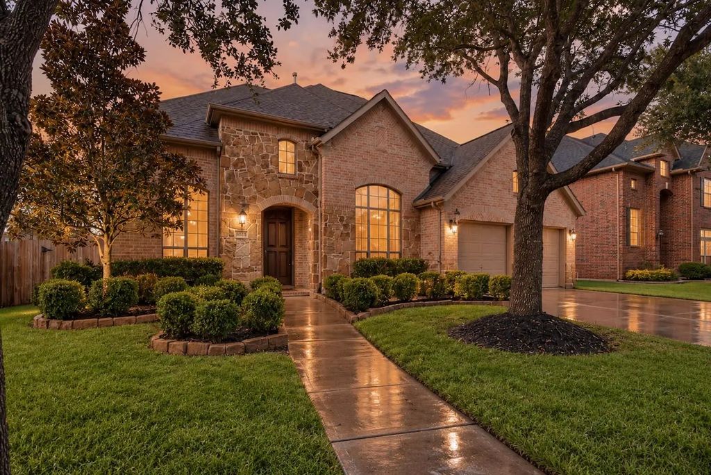 3814 Bluffstone Court, Sugar Land
