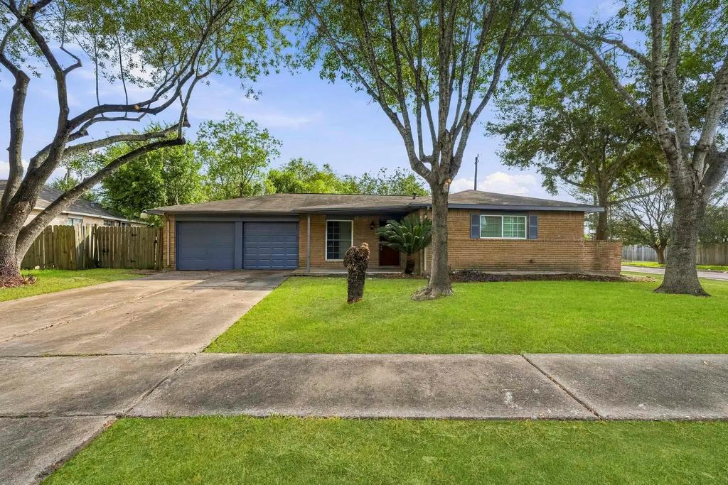 4902 Ridgestone Street, Houston