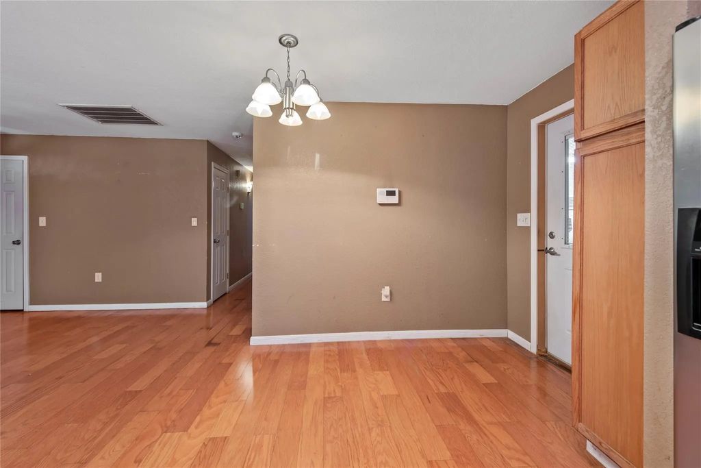 10702 River Oaks Drive, Conroe