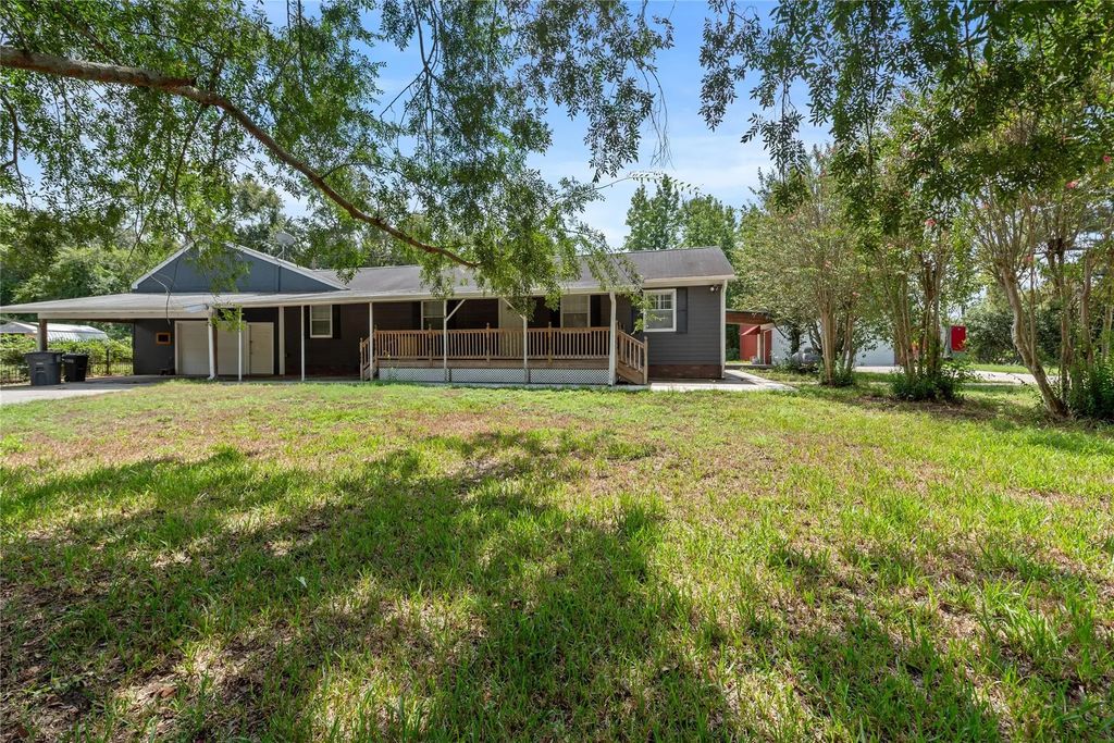 10702 River Oaks Drive, Conroe