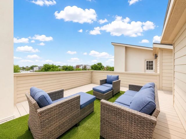 2320 Emancipation Avenue, Houston