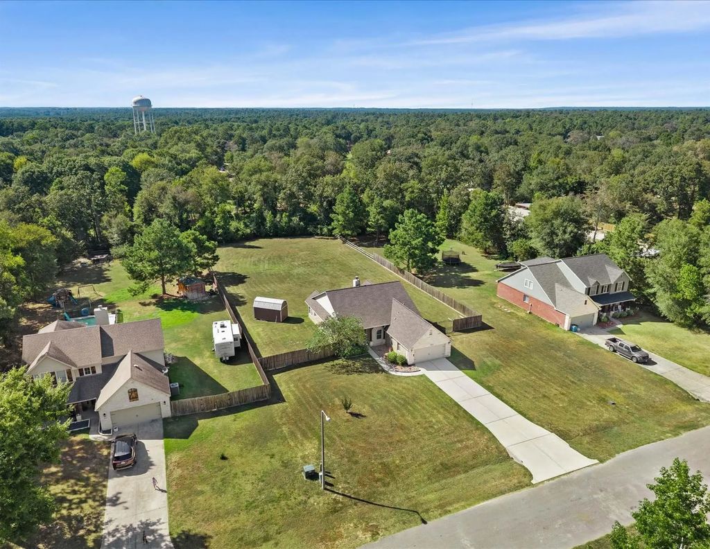 9103 Red Stag Lane, Conroe