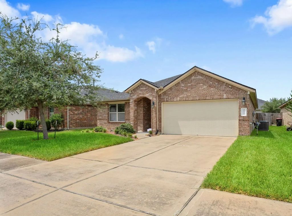 2110 Tannin Trace, Fresno