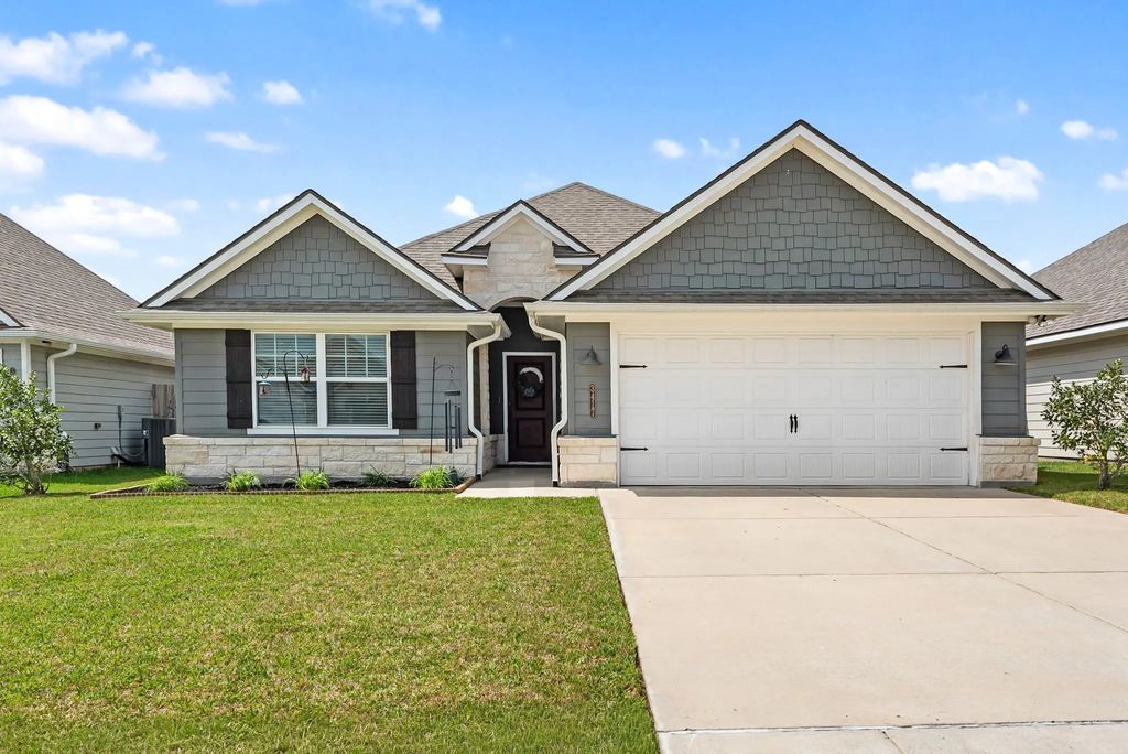 3417 Calmar Court, Bryan