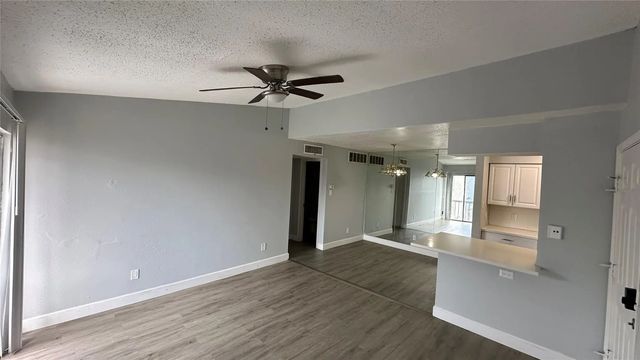 9550 Deering Drive 208, Houston