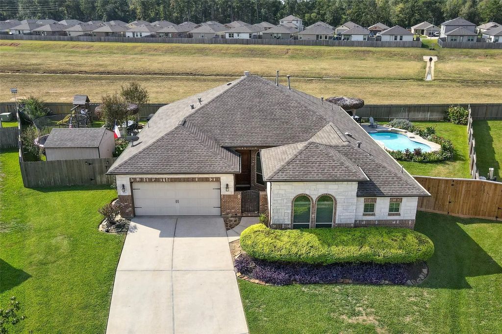 123 Carriage Court, Magnolia