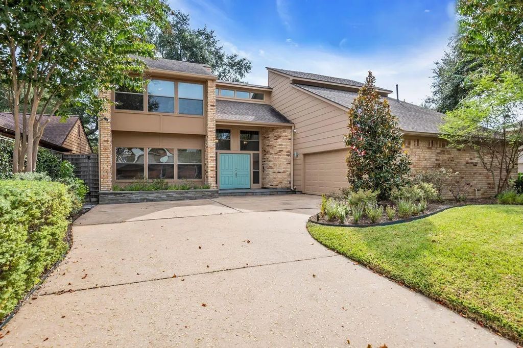 2327 Briar Branch Drive Drive N, Houston
