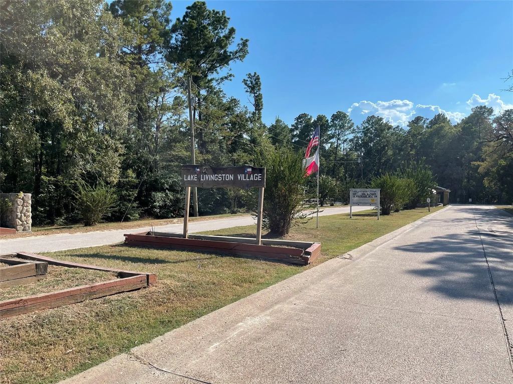 136 Forrestcrest Drive, Livingston