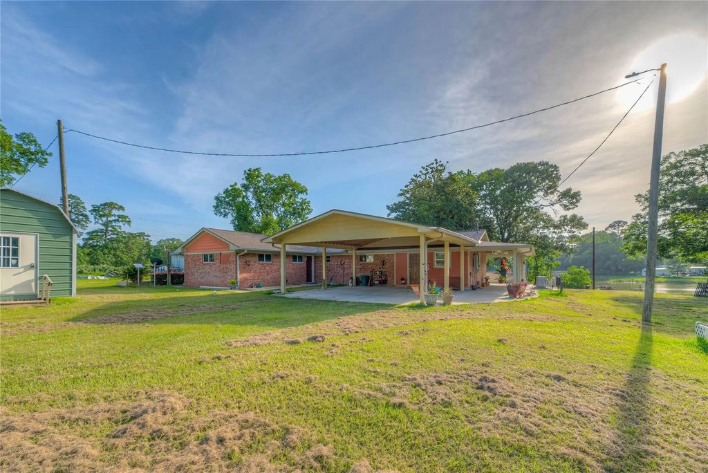 135 Sweetgum Street, Trinity