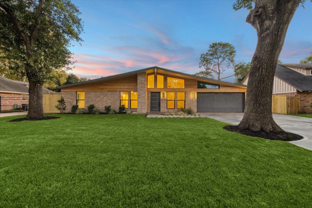10623 Inwood Drive, Houston