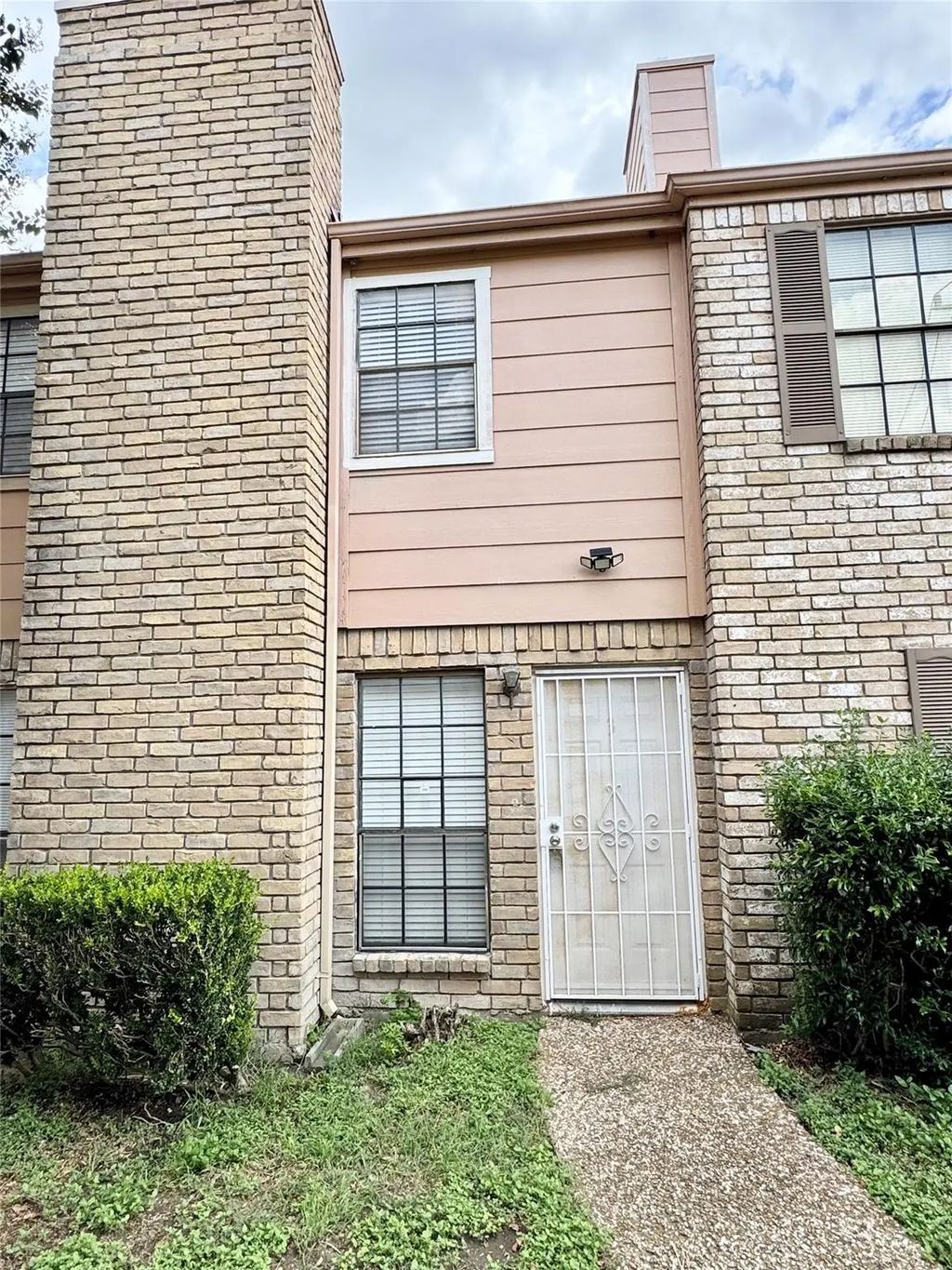 9901 Sharpcrest Street 3, Houston
